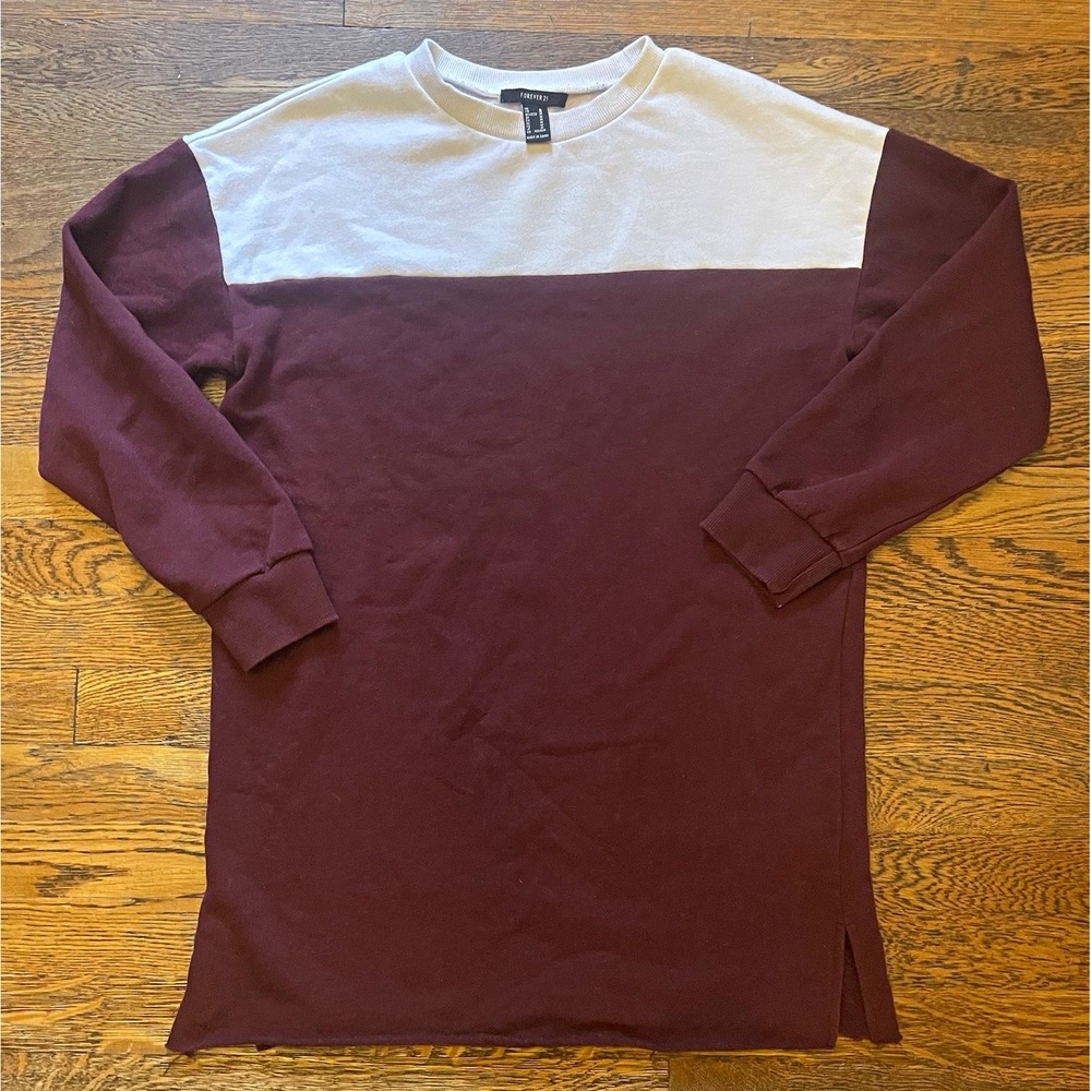 Forever 21 Women's M Burgundy/White Colorblock Knit Crewneck Pullover Sweater
